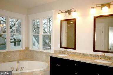 WAYCROFT WOODLAWN - Residential Lease