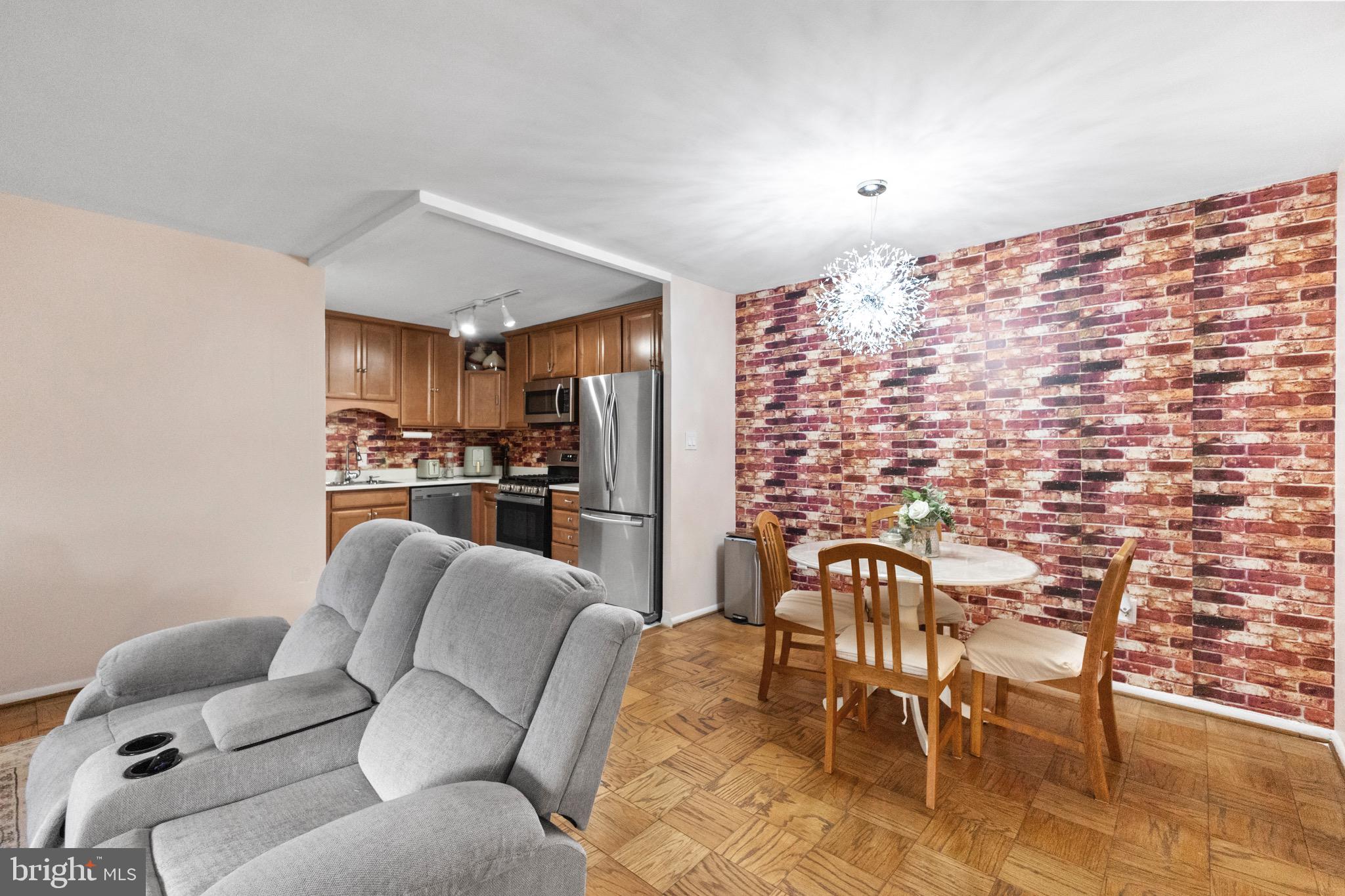 UNIVERSITY TOWERS CODM - Residential