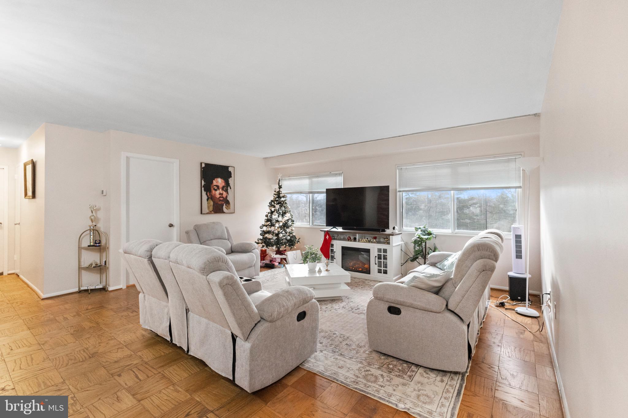 1111 UNIVERSITY BOULEVARD W 313-A