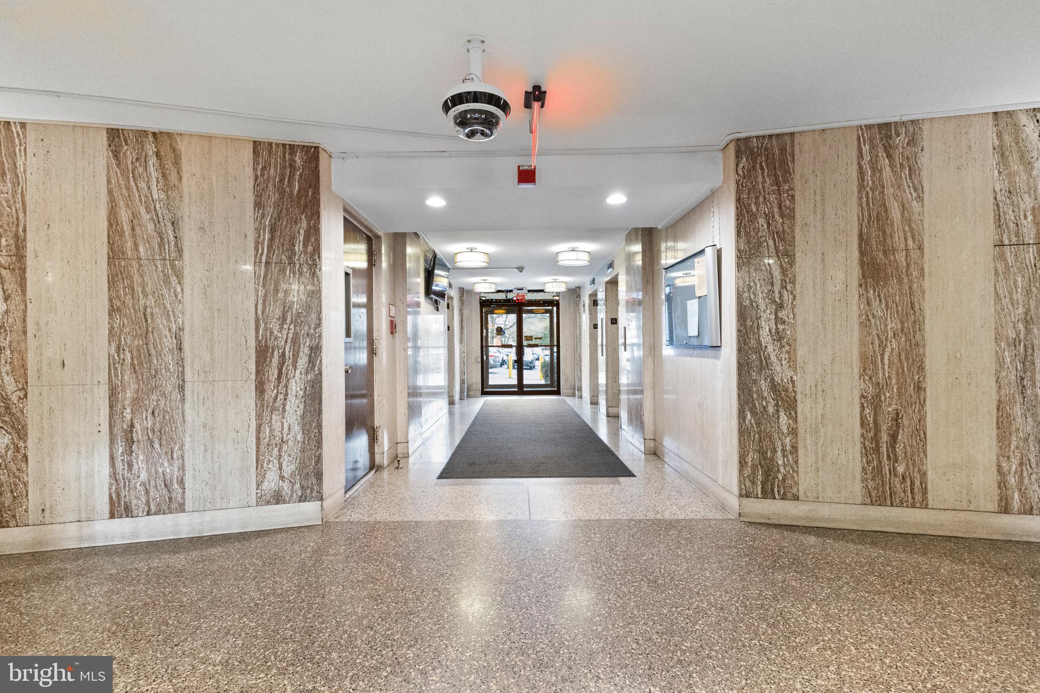 UNIVERSITY TOWERS CODM - Residential