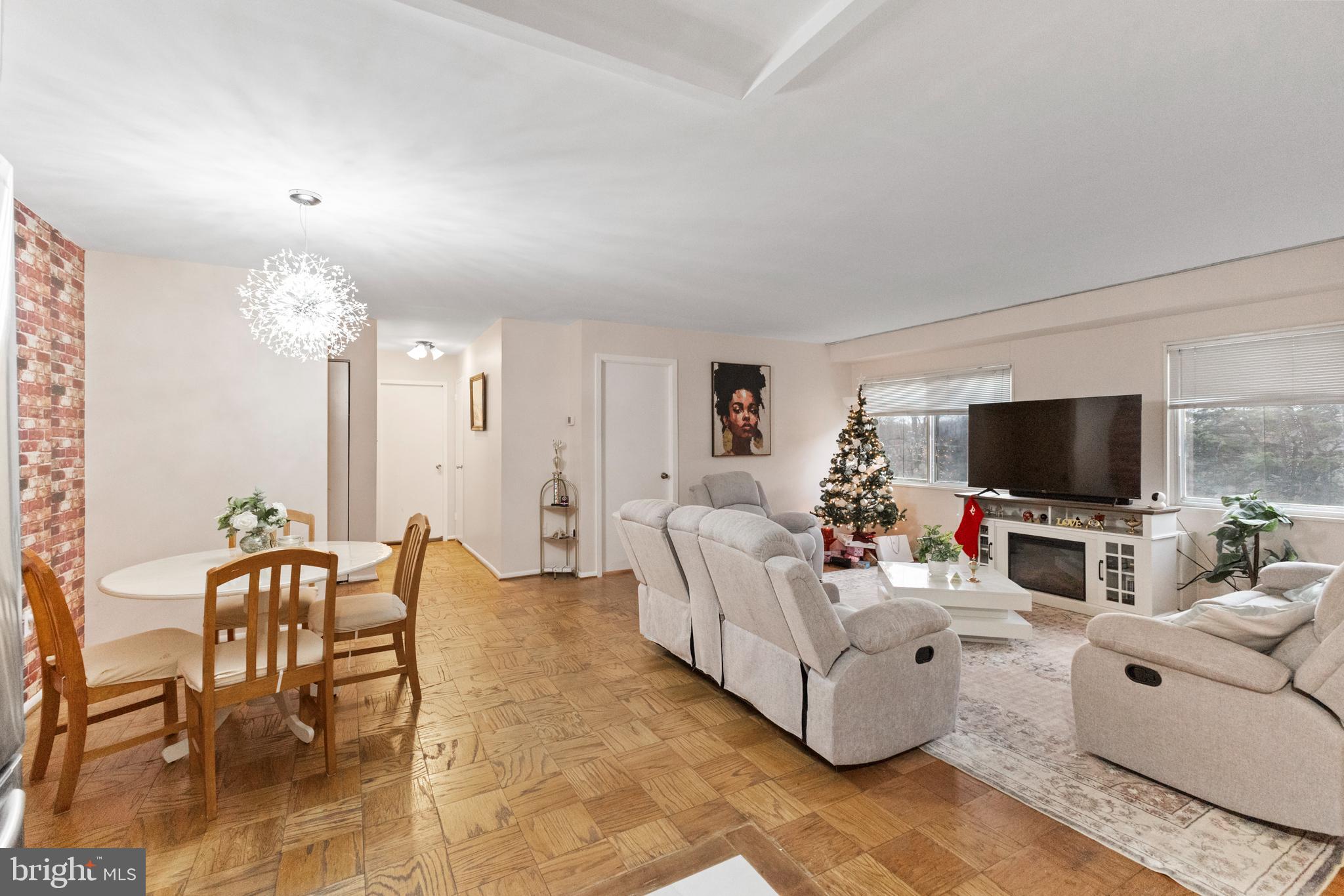 UNIVERSITY TOWERS CODM - Residential