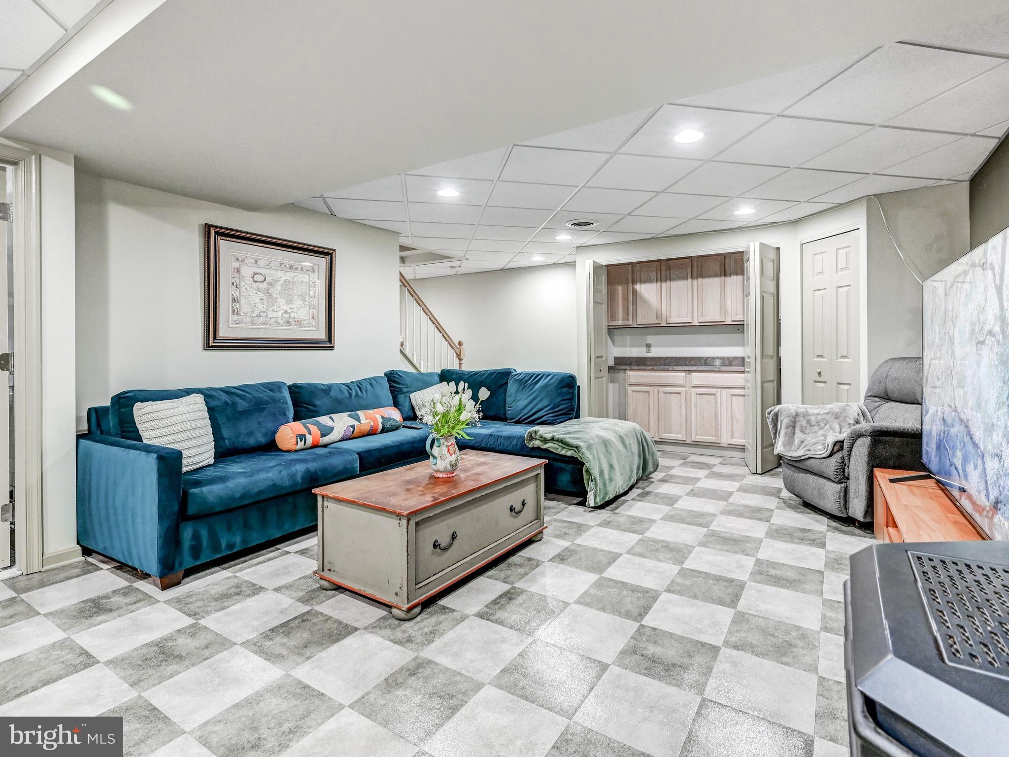 TANNERY MANOR - Residential