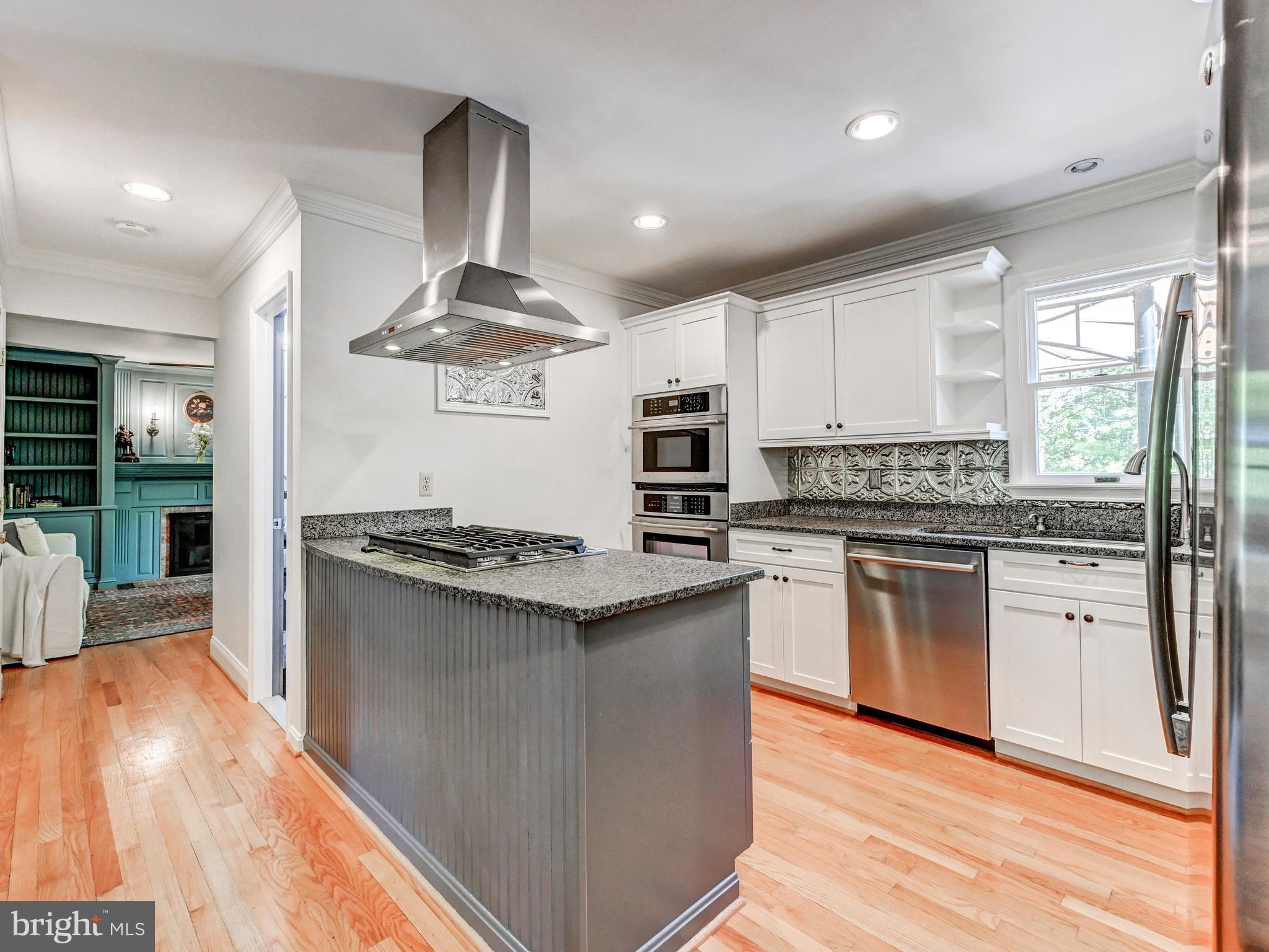 TANNERY MANOR - Residential