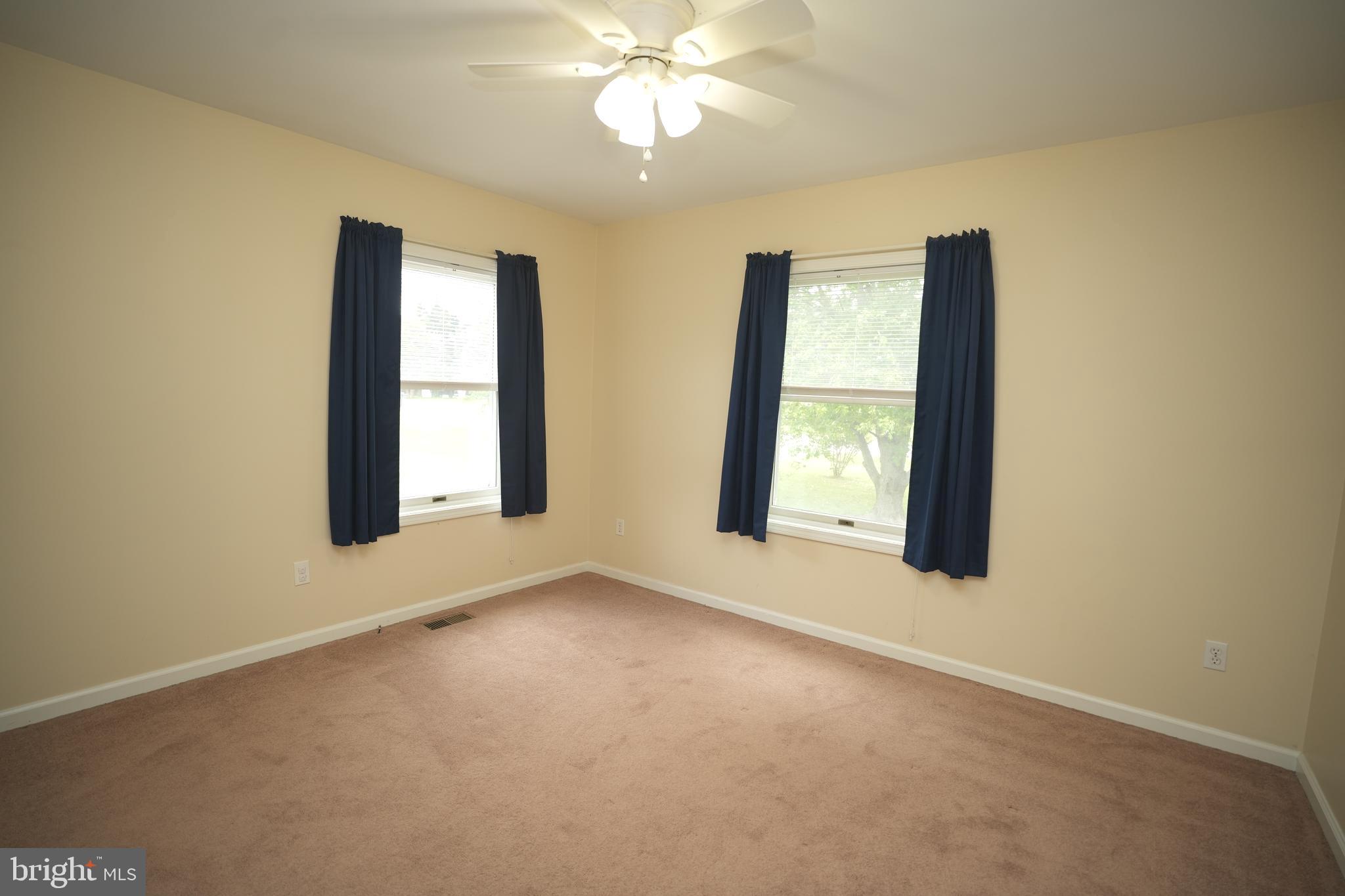 FOX MEADOW - Residential