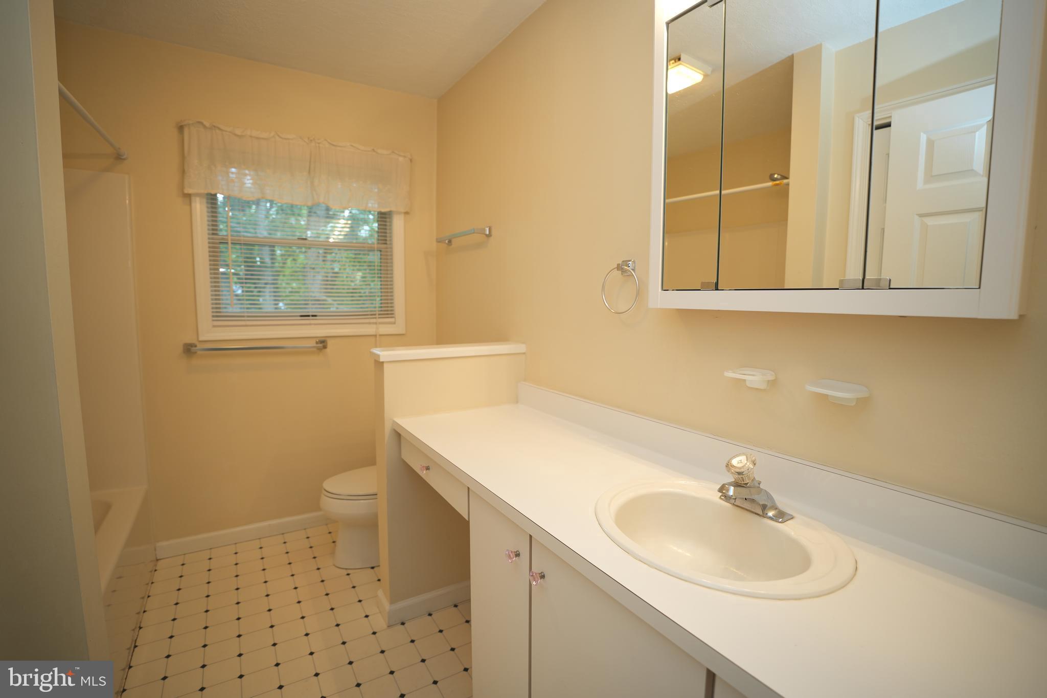 FOX MEADOW - Residential