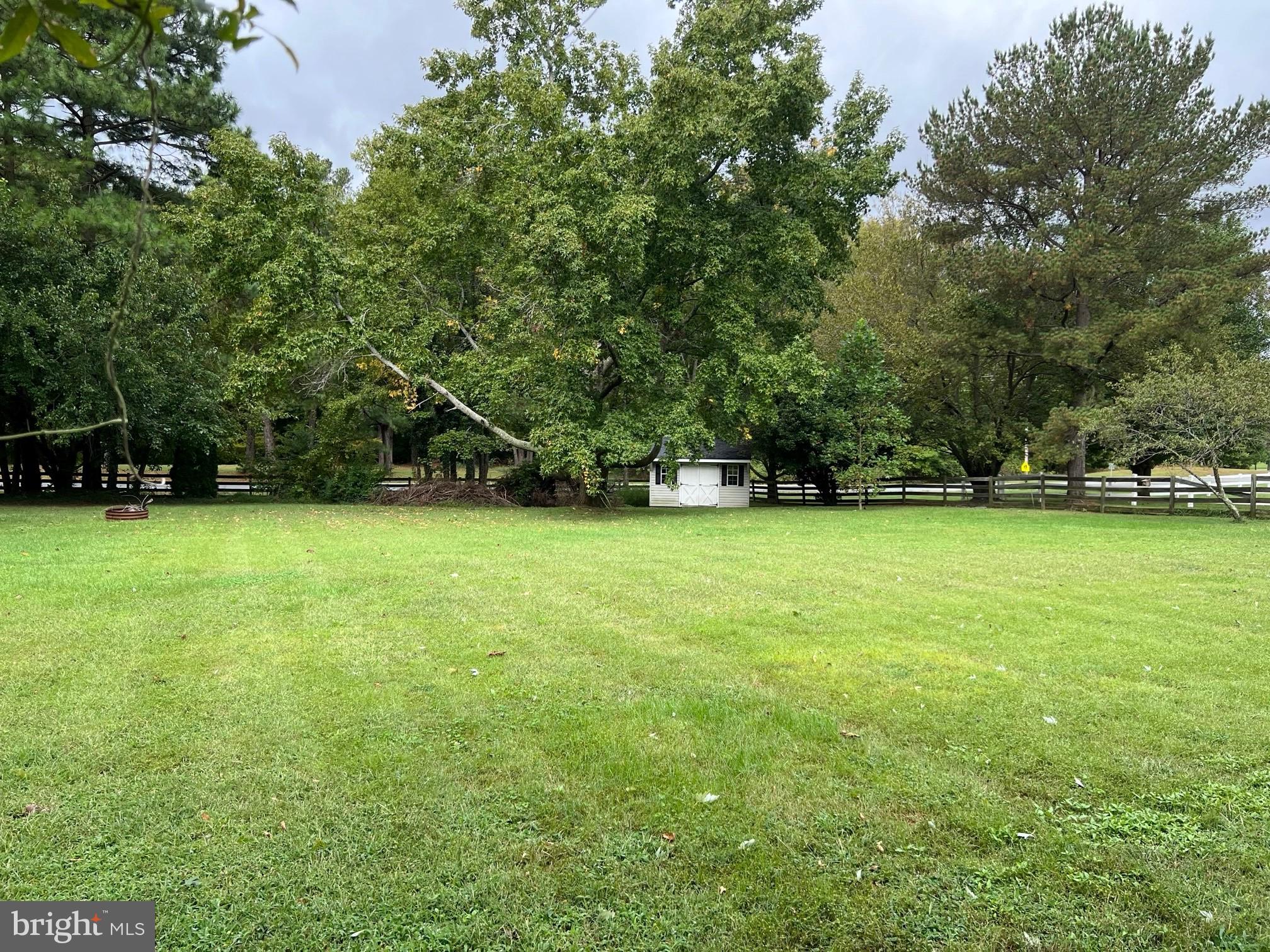 FOX MEADOW - Residential