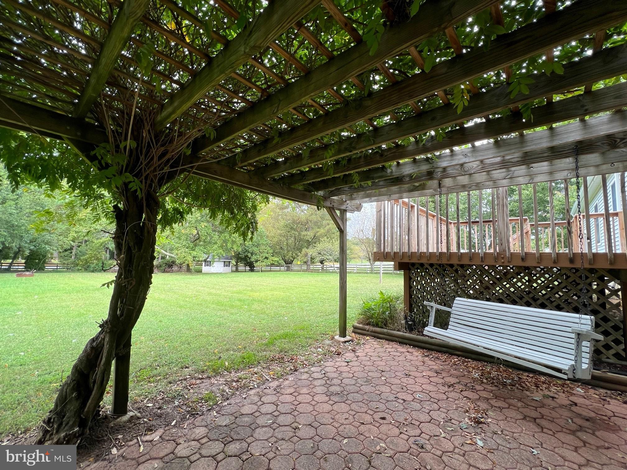 FOX MEADOW - Residential