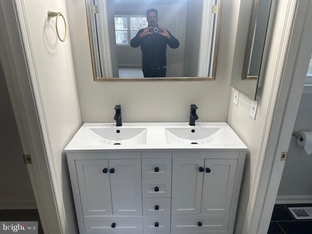 SUBURBIA/VILLAGE OF TIMBER GROVE - Residential