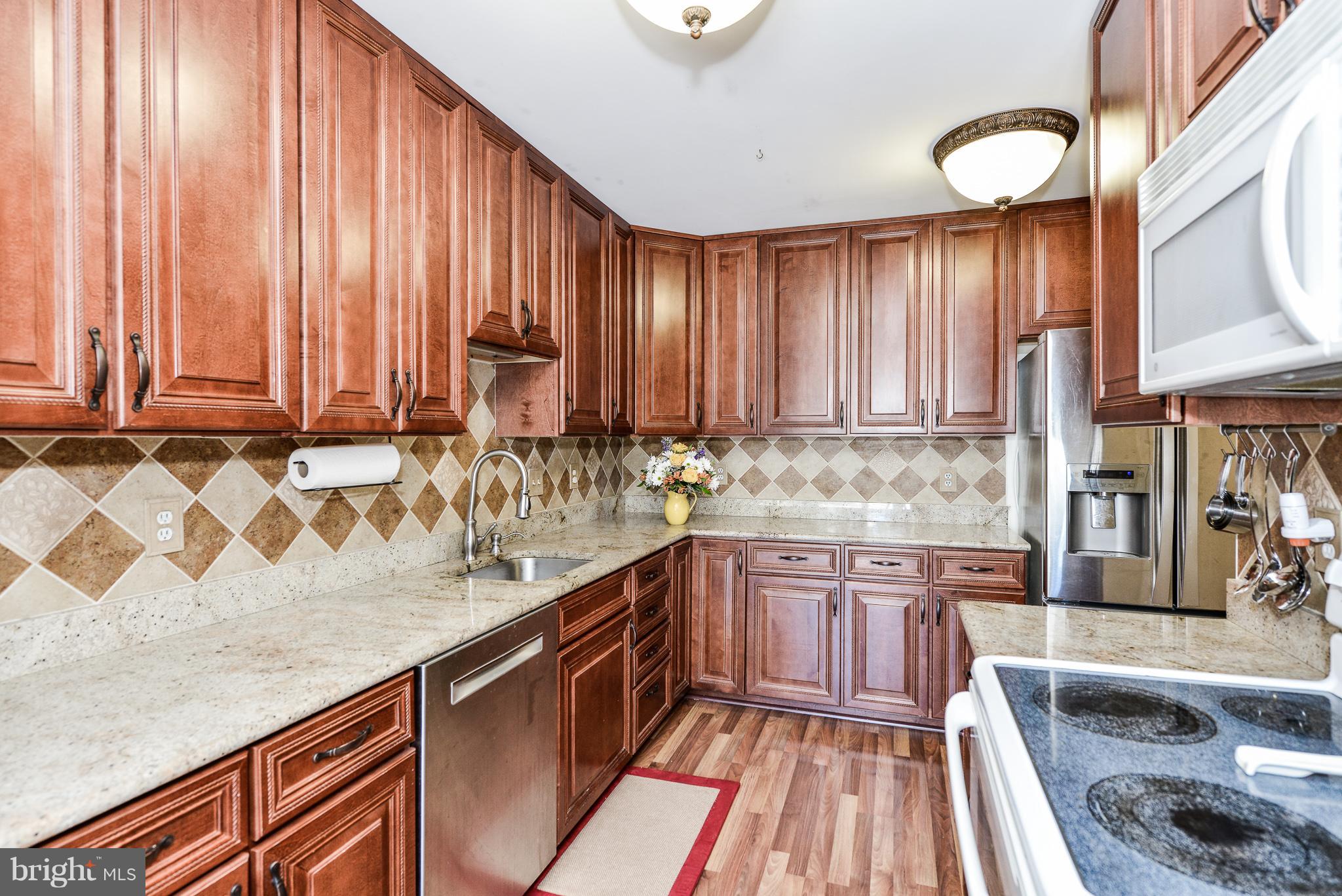 MANCHESTER LAKES - Residential Lease