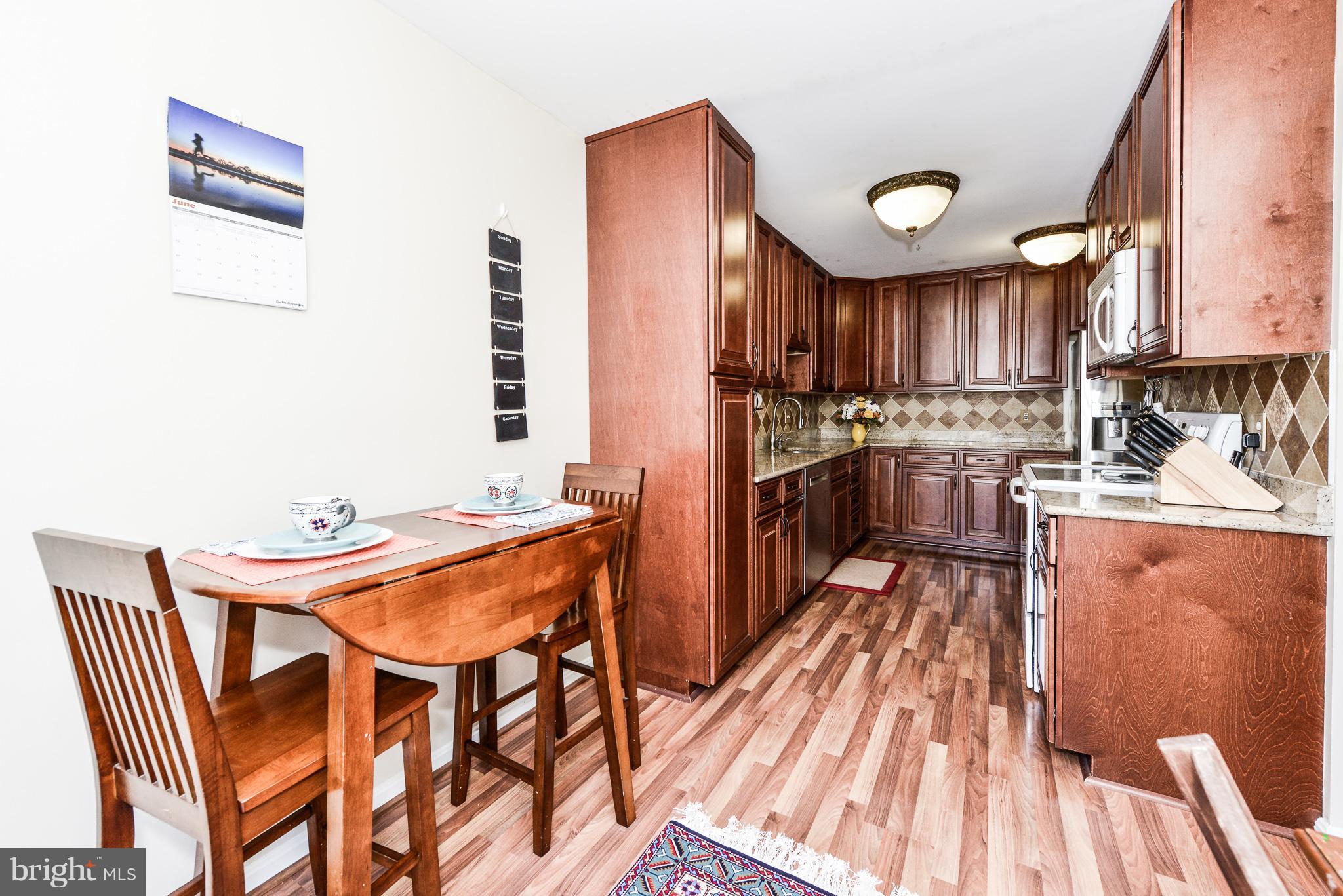 MANCHESTER LAKES - Residential Lease