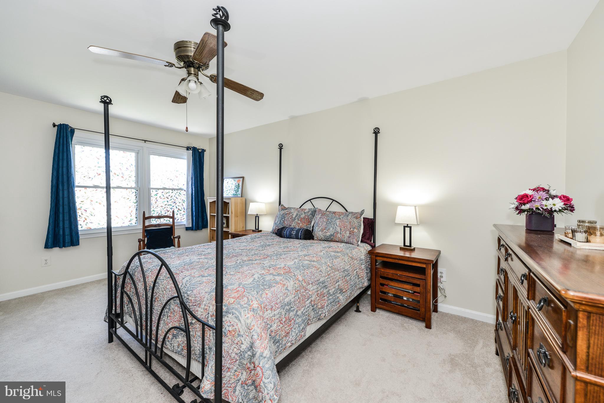 MANCHESTER LAKES - Residential Lease