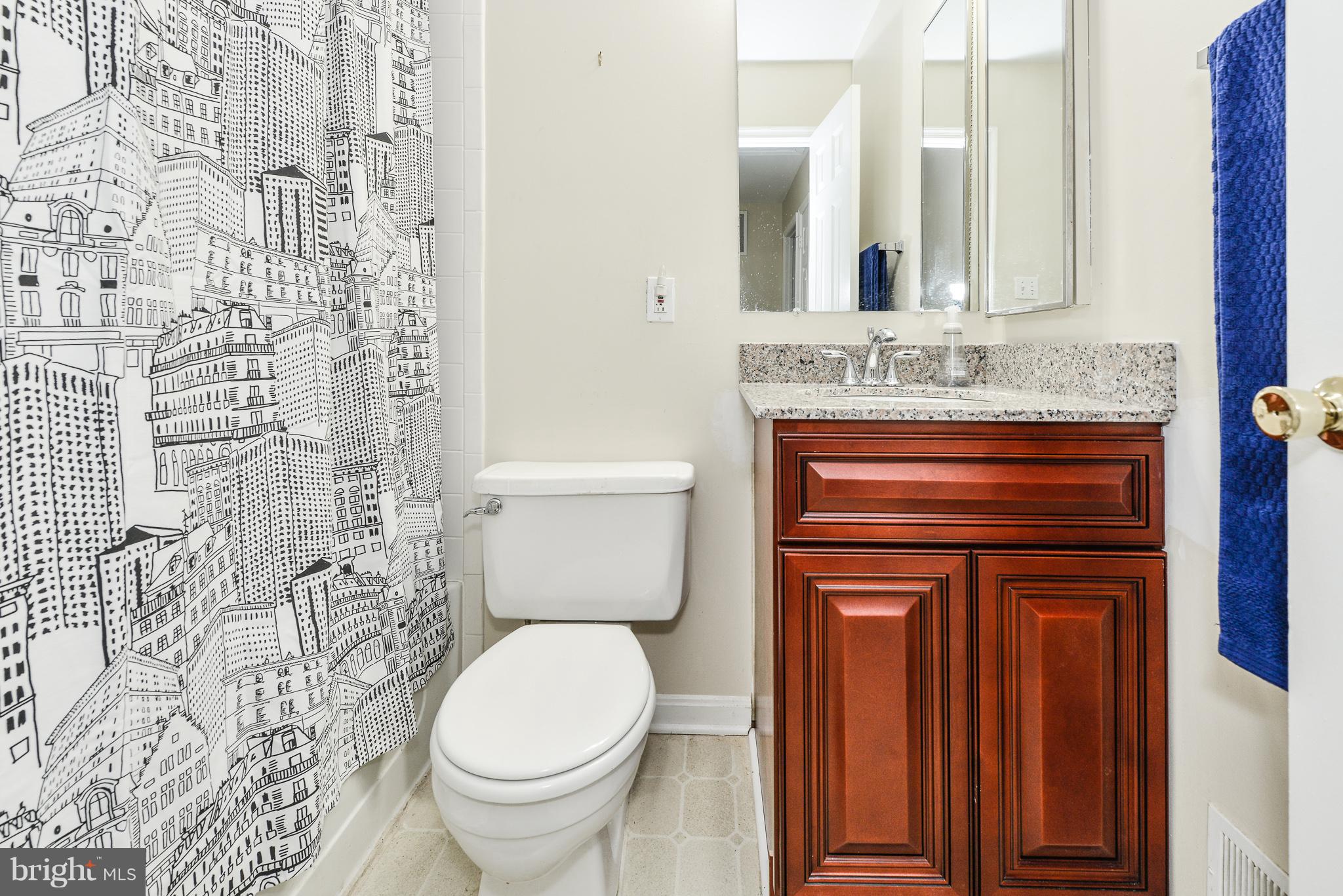 MANCHESTER LAKES - Residential Lease