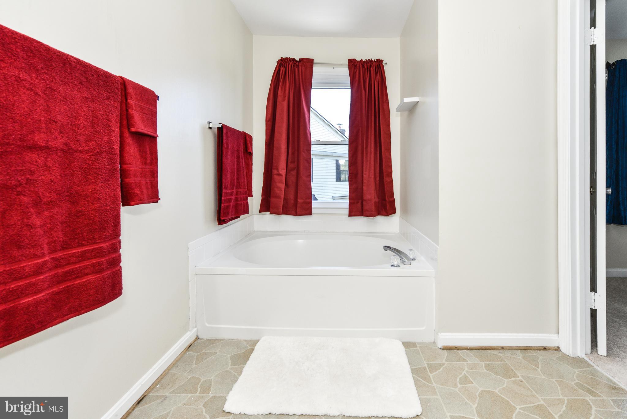 MANCHESTER LAKES - Residential Lease