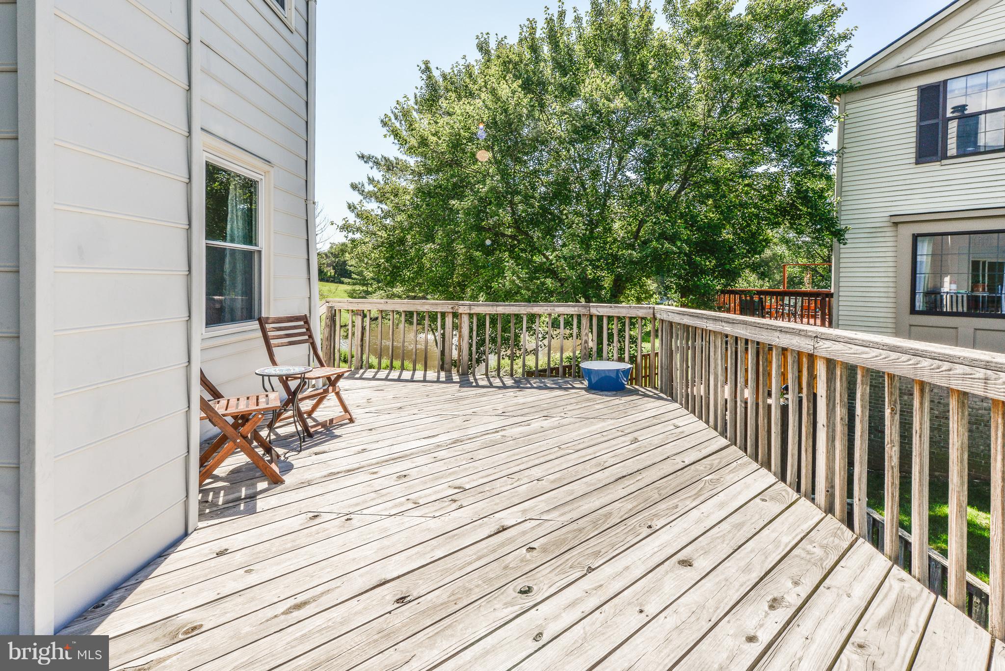 MANCHESTER LAKES - Residential Lease