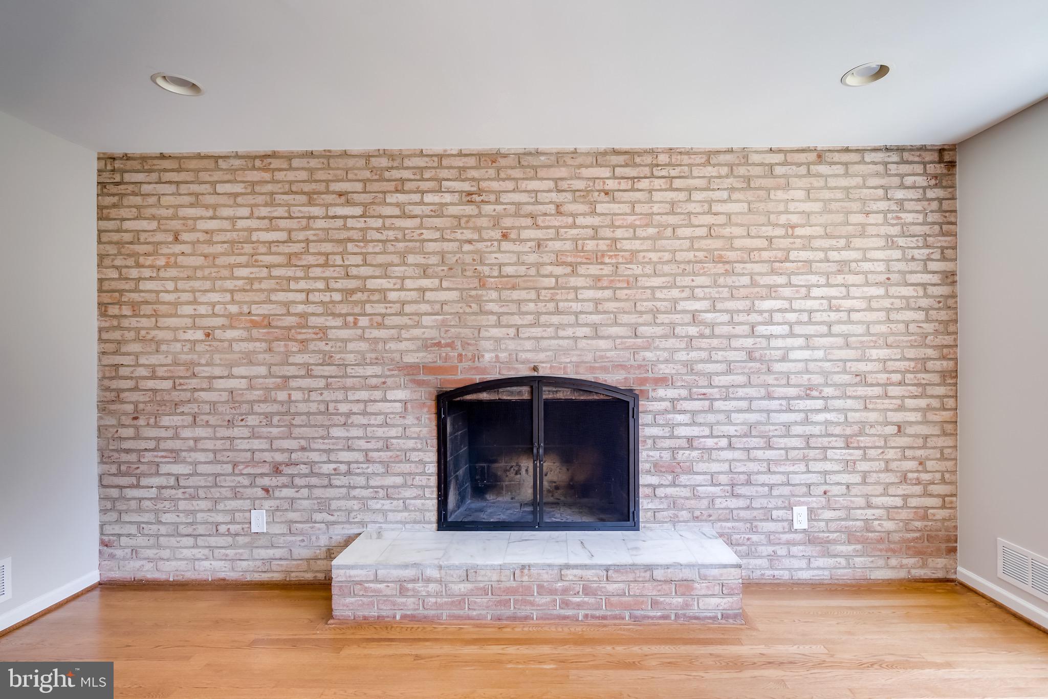 KENWOOD PARK - Residential Lease