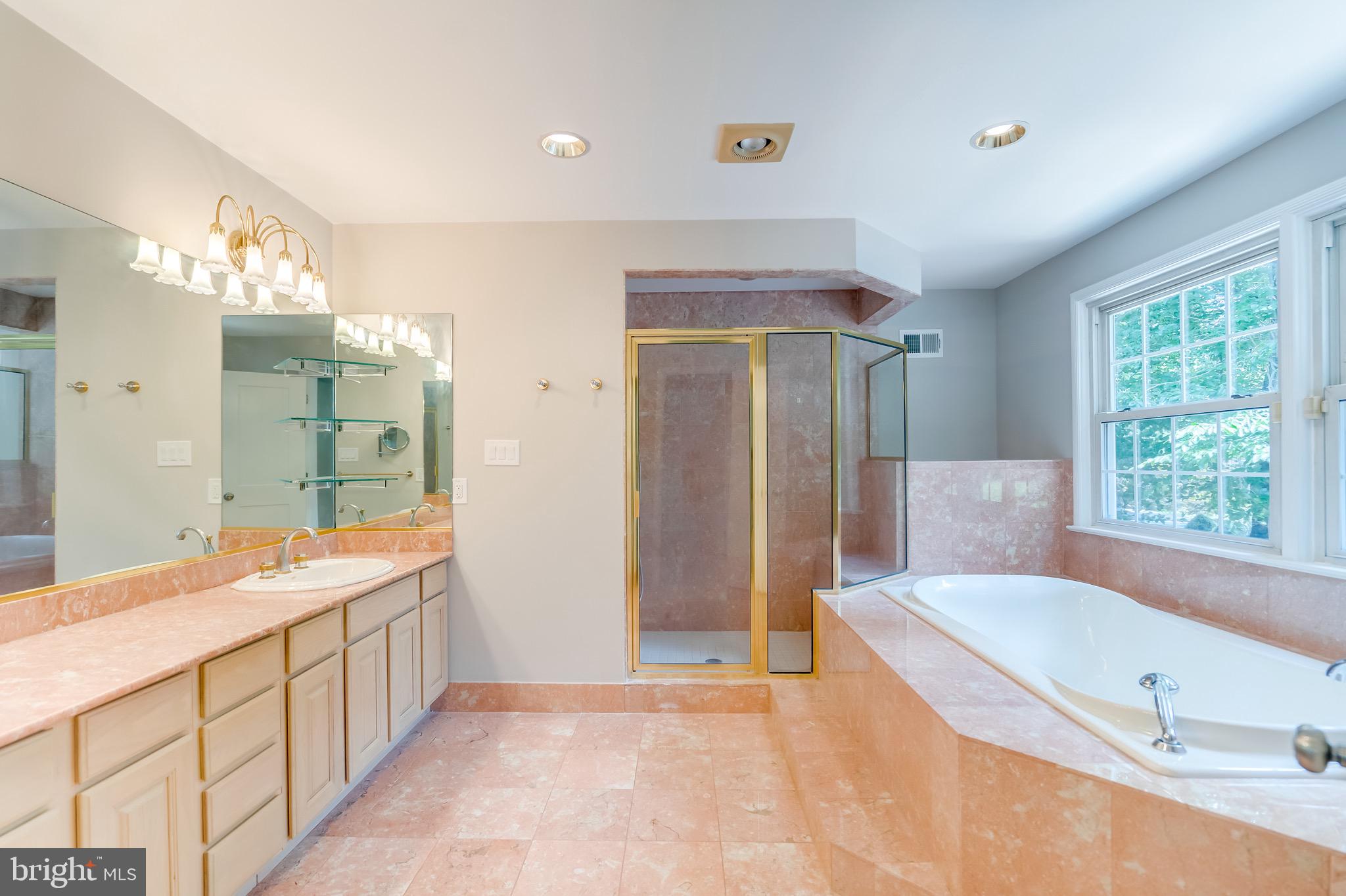 KENWOOD PARK - Residential Lease