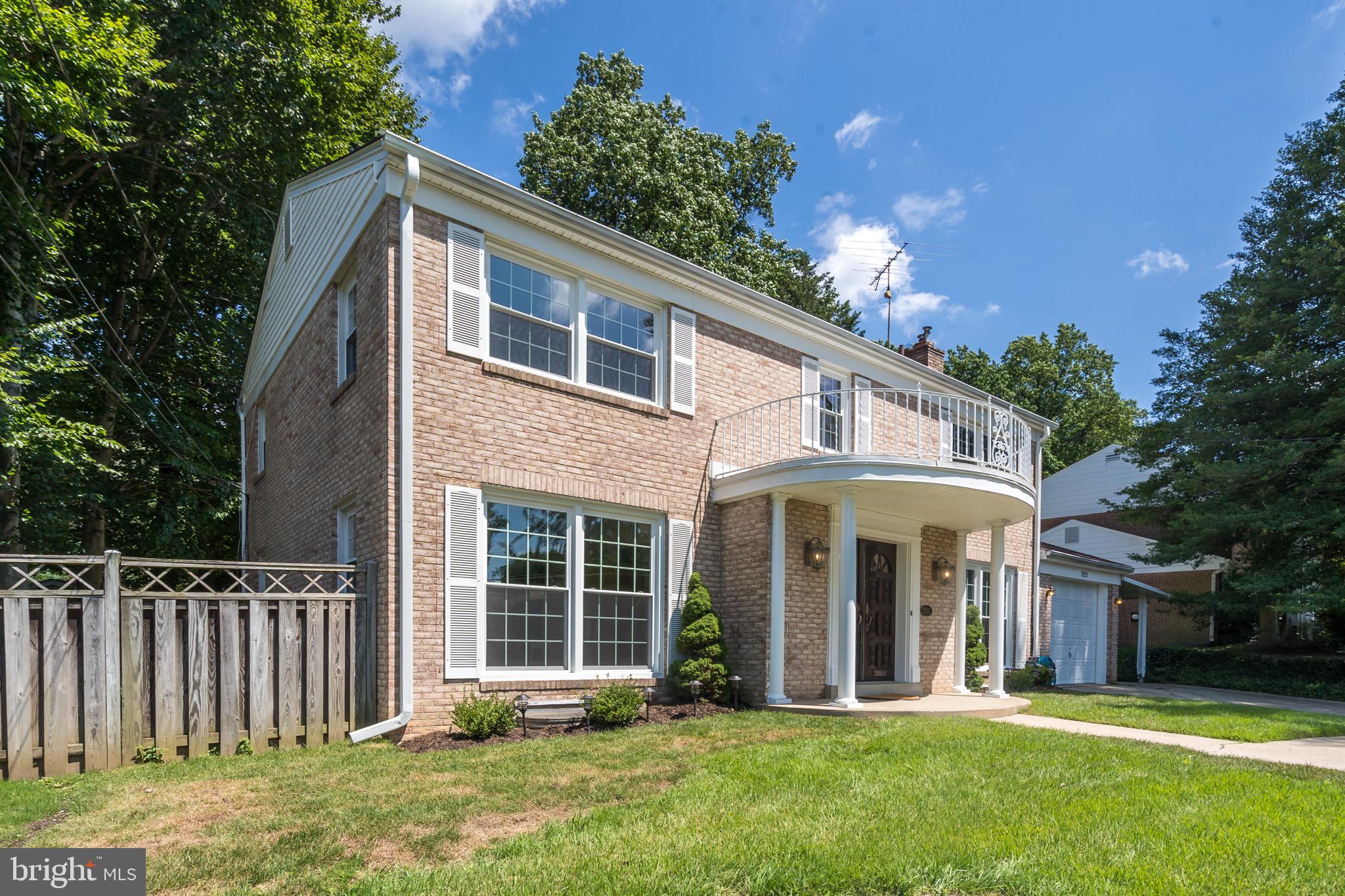 KENWOOD PARK - Residential Lease