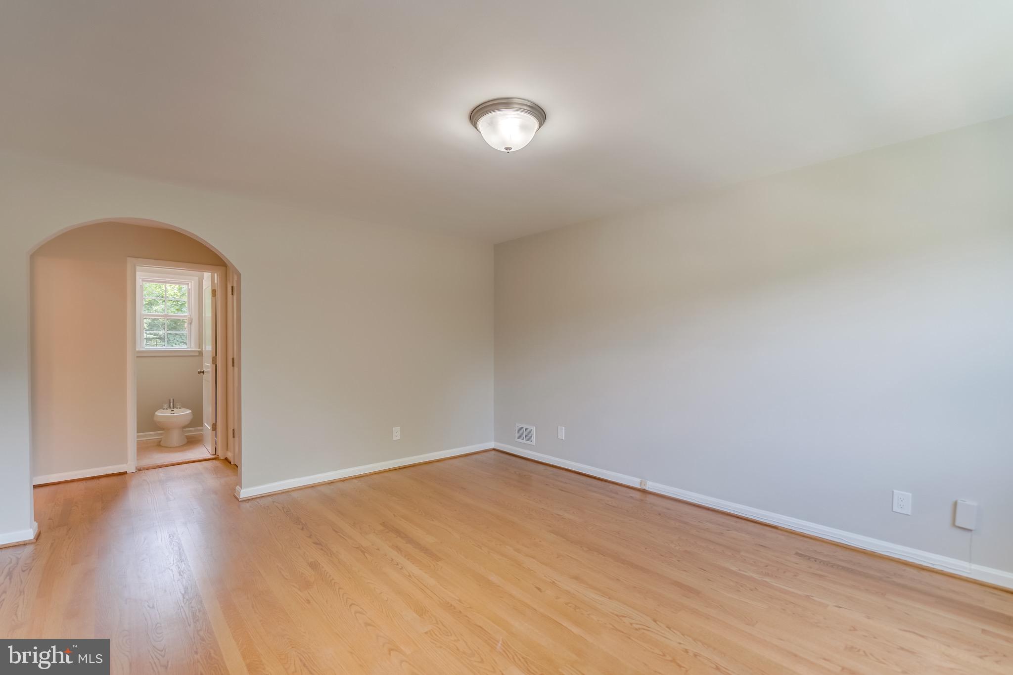 KENWOOD PARK - Residential Lease