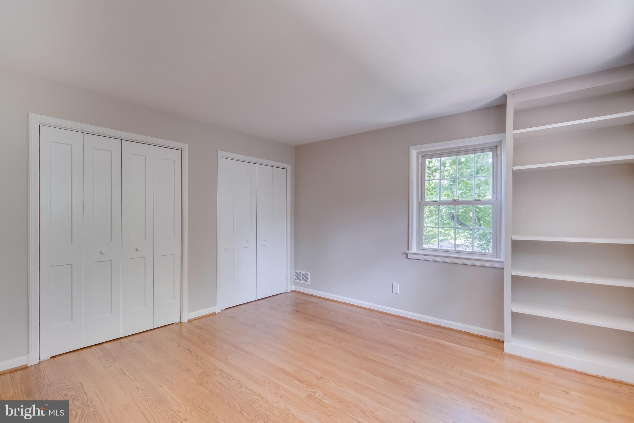 KENWOOD PARK - Residential Lease