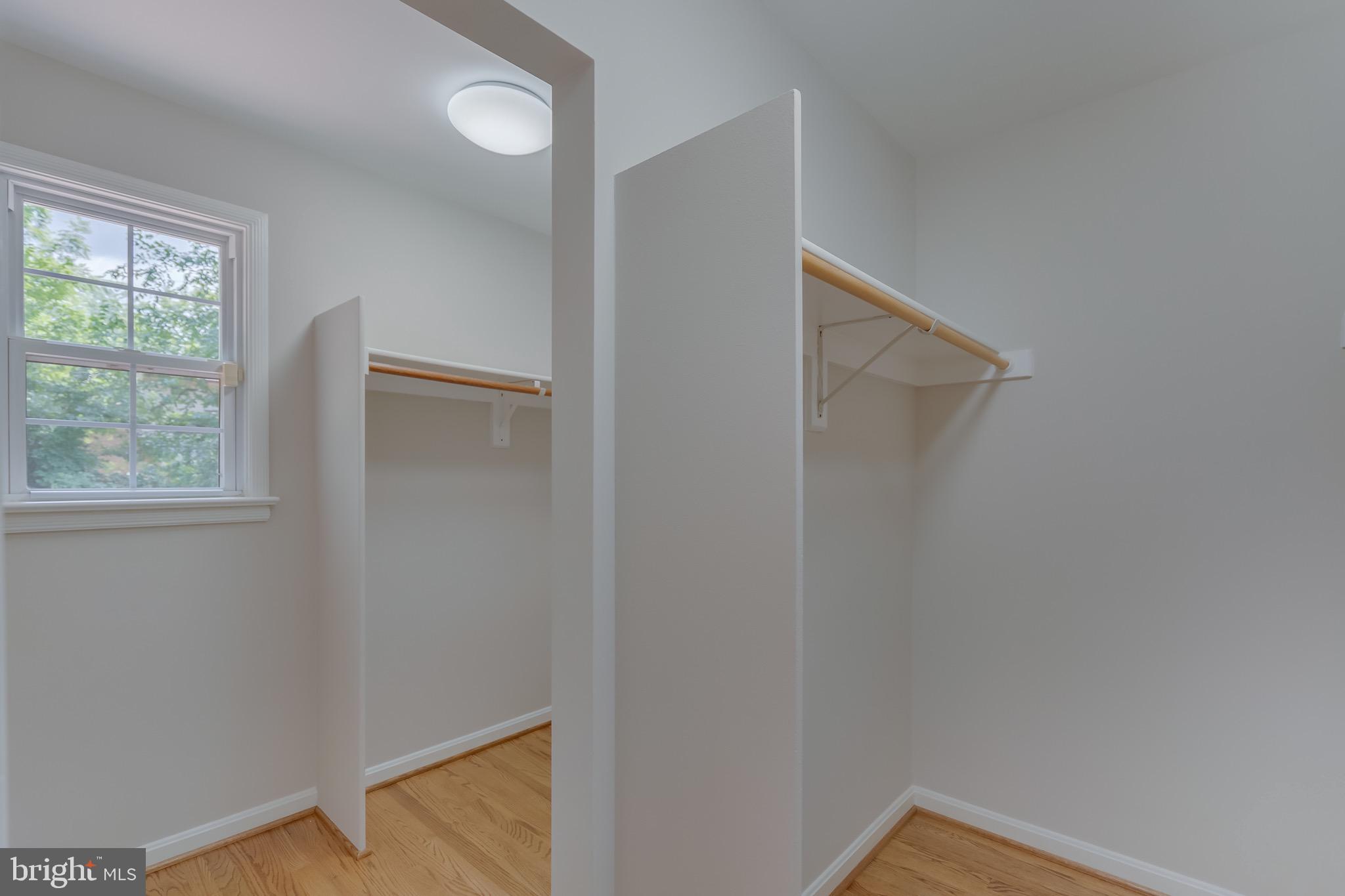 KENWOOD PARK - Residential Lease