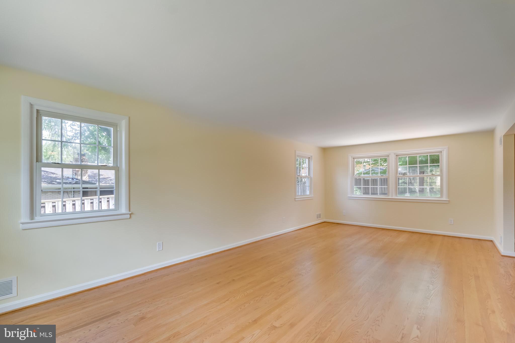 KENWOOD PARK - Residential Lease