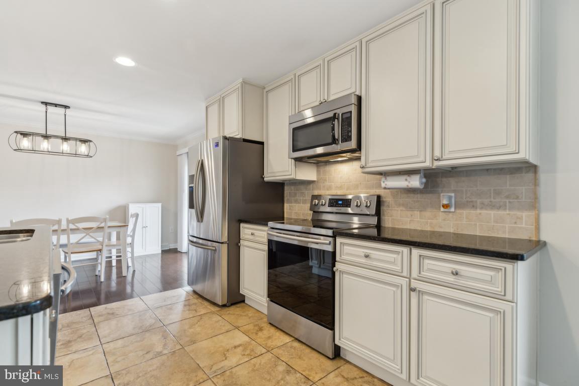 FALKLAND FARM - Residential