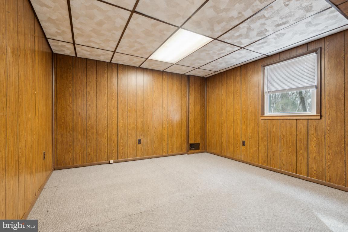 FALKLAND FARM - Residential