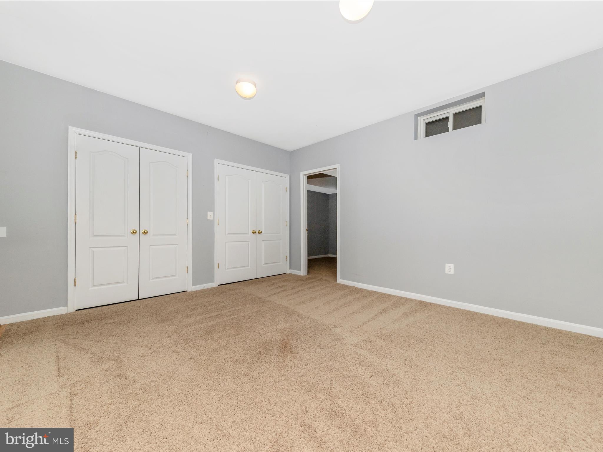 COLONIAL HILLS - Residential