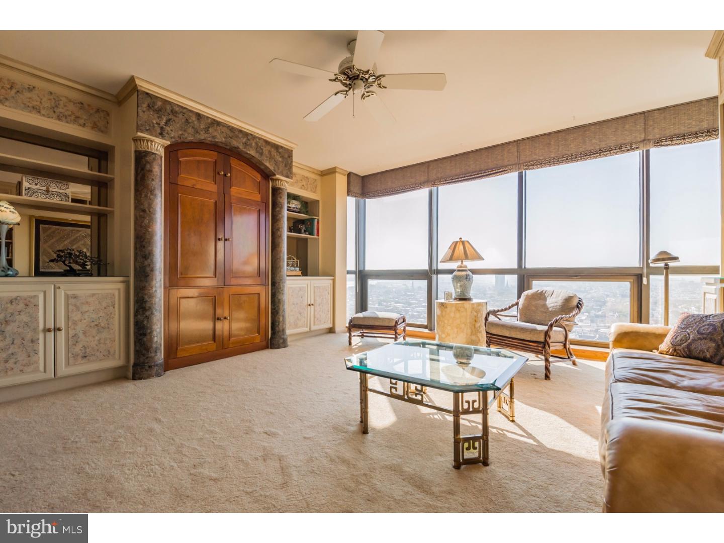 SOCIETY HILL - Residential