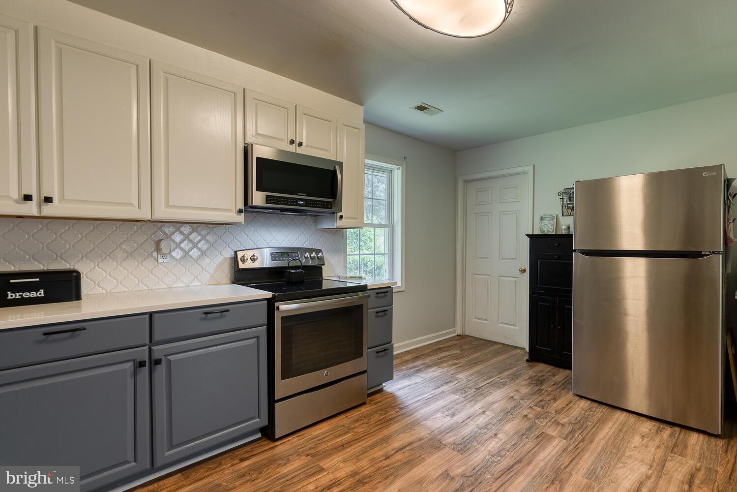 DOE RUN ESTATES - Residential