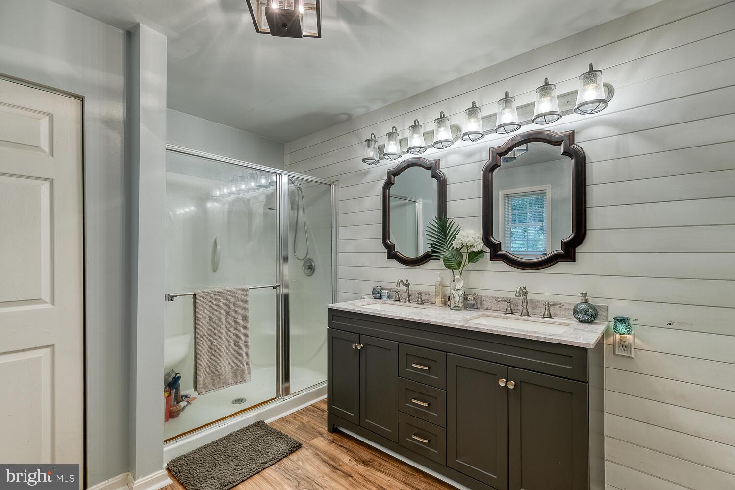 DOE RUN ESTATES - Residential