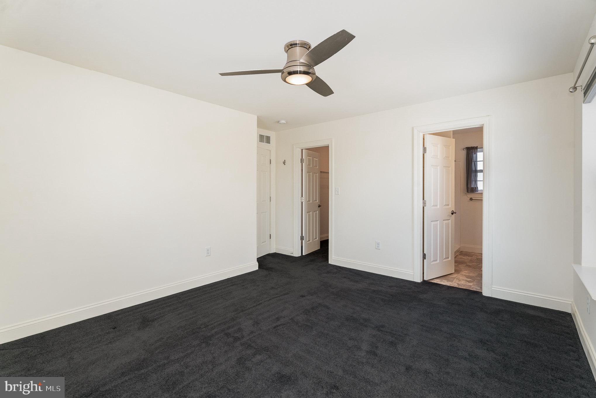 WINDY HEIGHTS, THE NEW - Residential