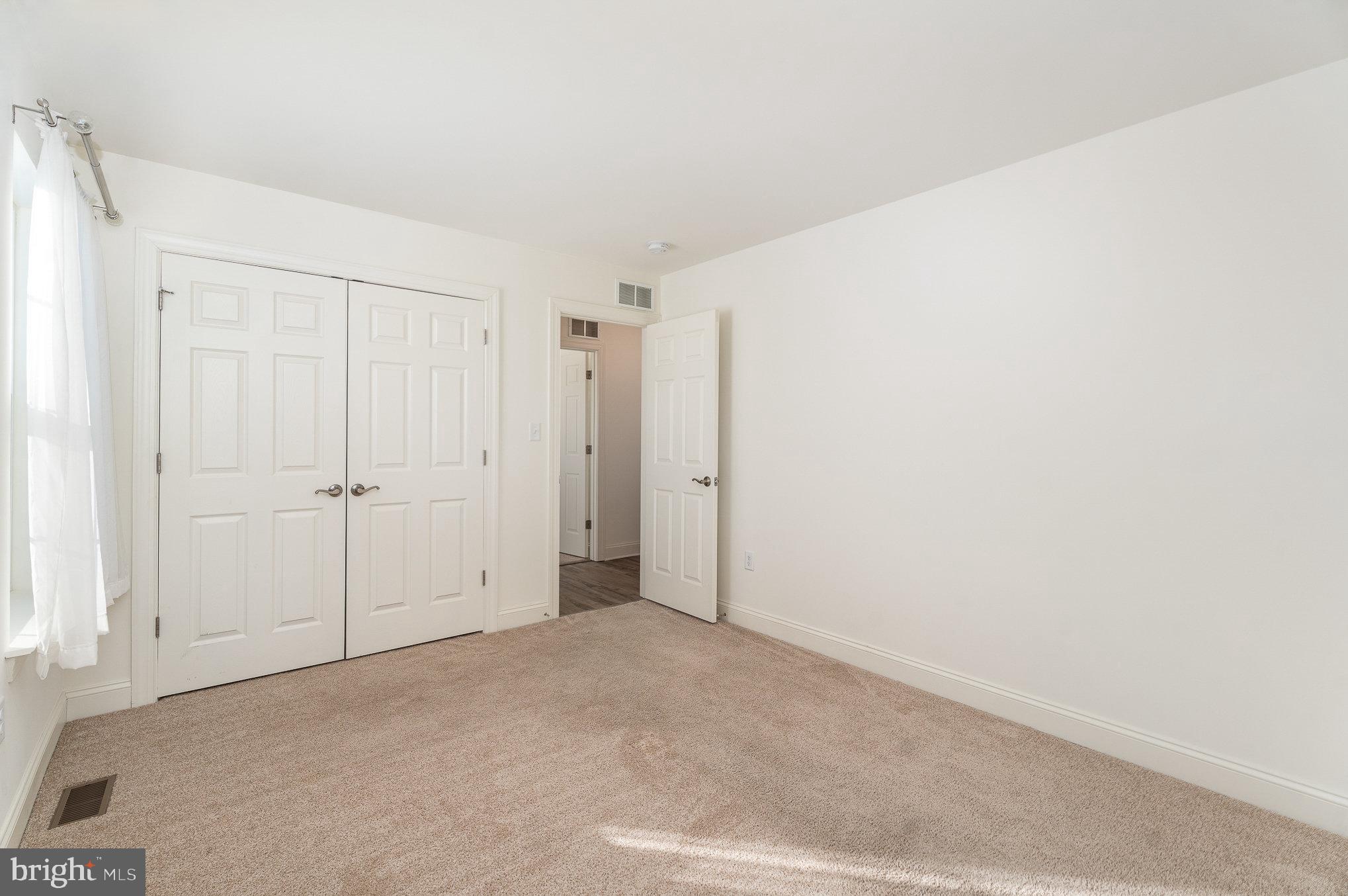 WINDY HEIGHTS, THE NEW - Residential