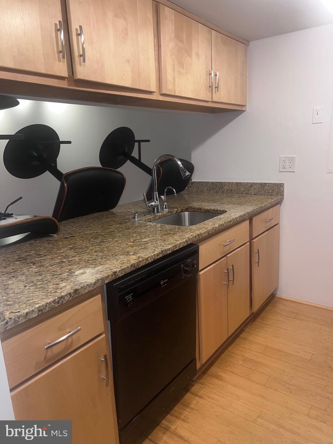 4444 CONNECTICUT AVENUE NW 303