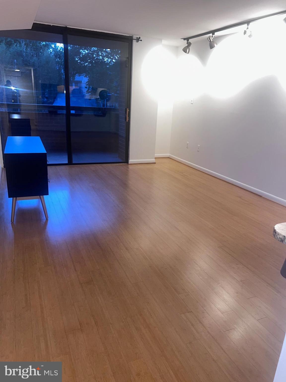 4444 CONNECTICUT AVENUE NW 303