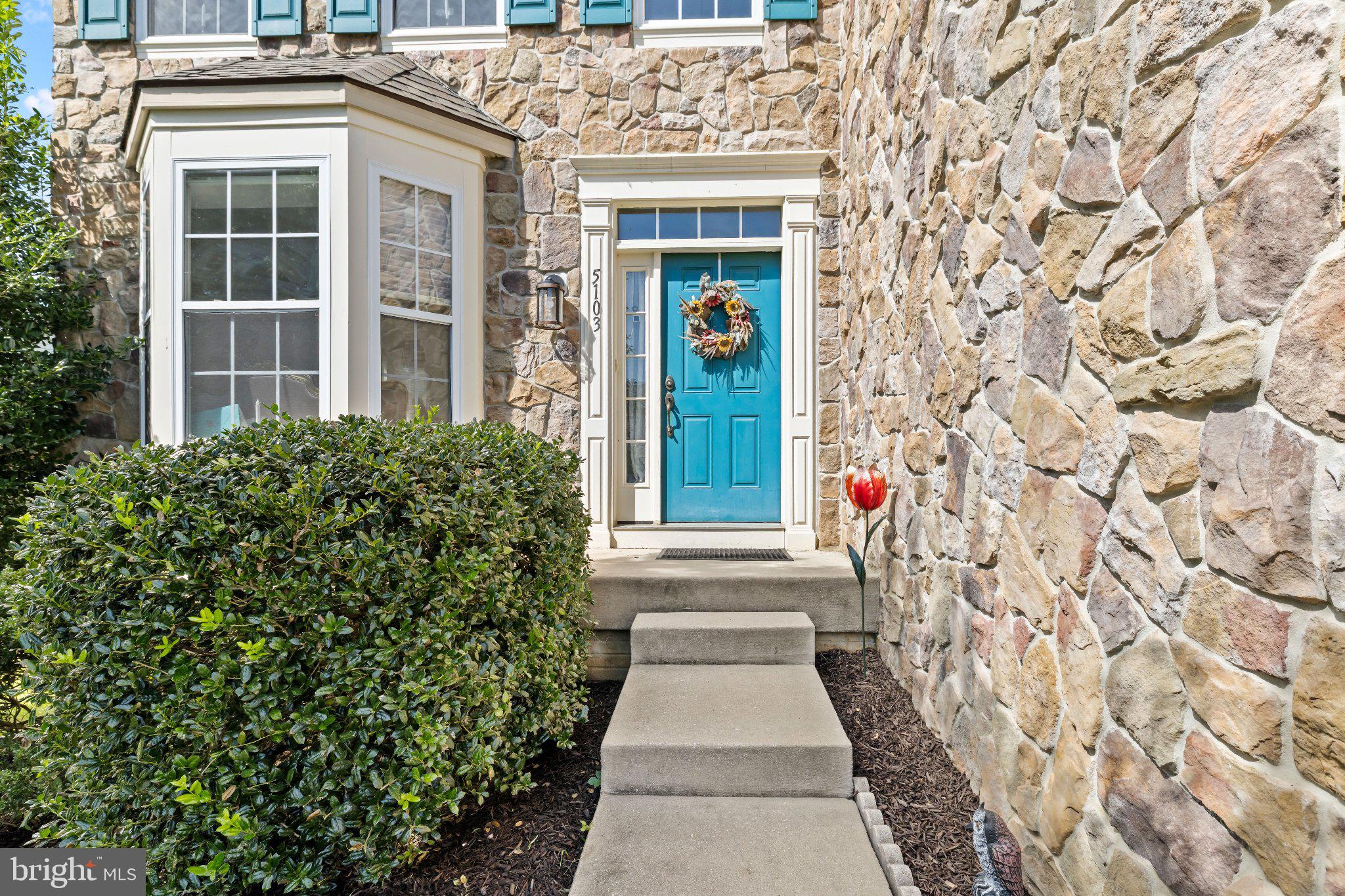 5103 CREST HAVEN WAY