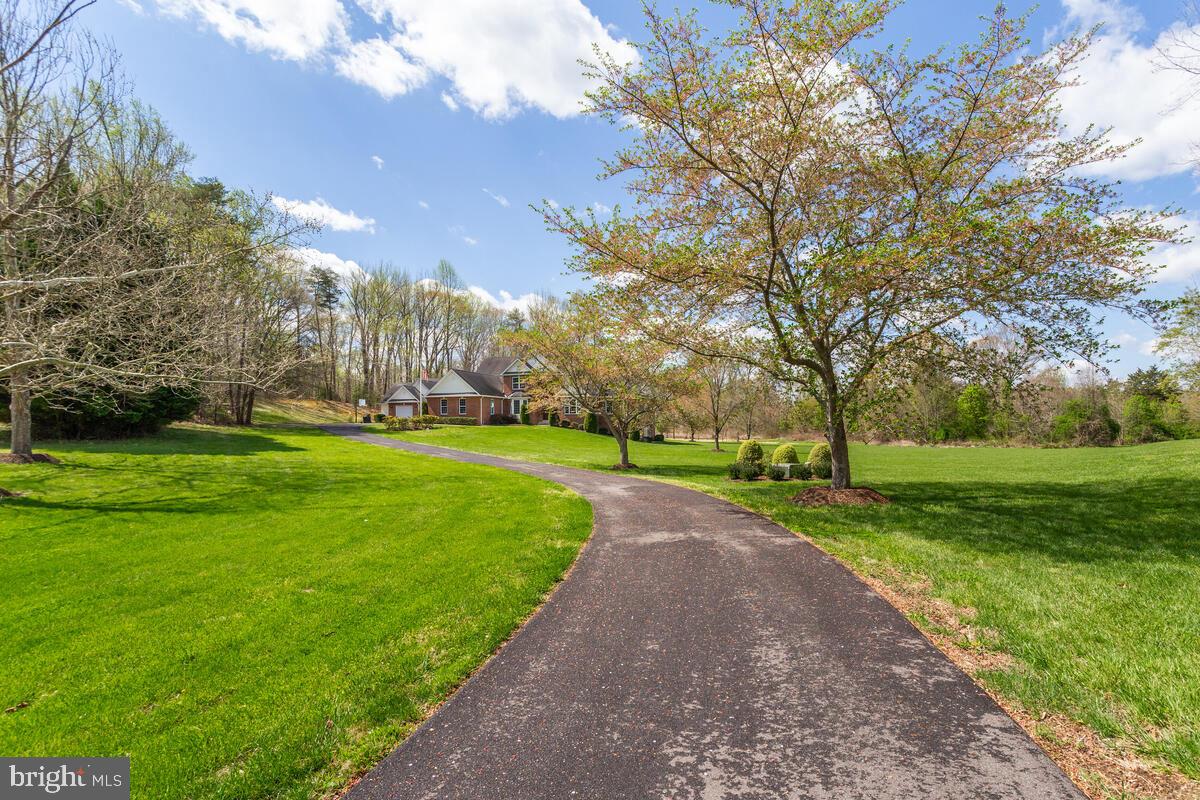 VELMEADE - Residential