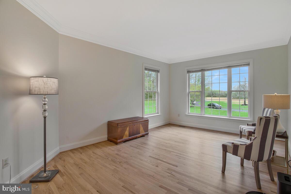 VELMEADE - Residential