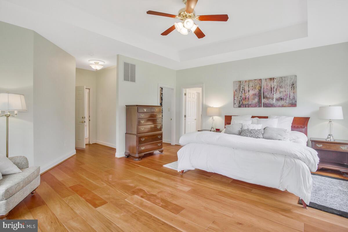 VELMEADE - Residential