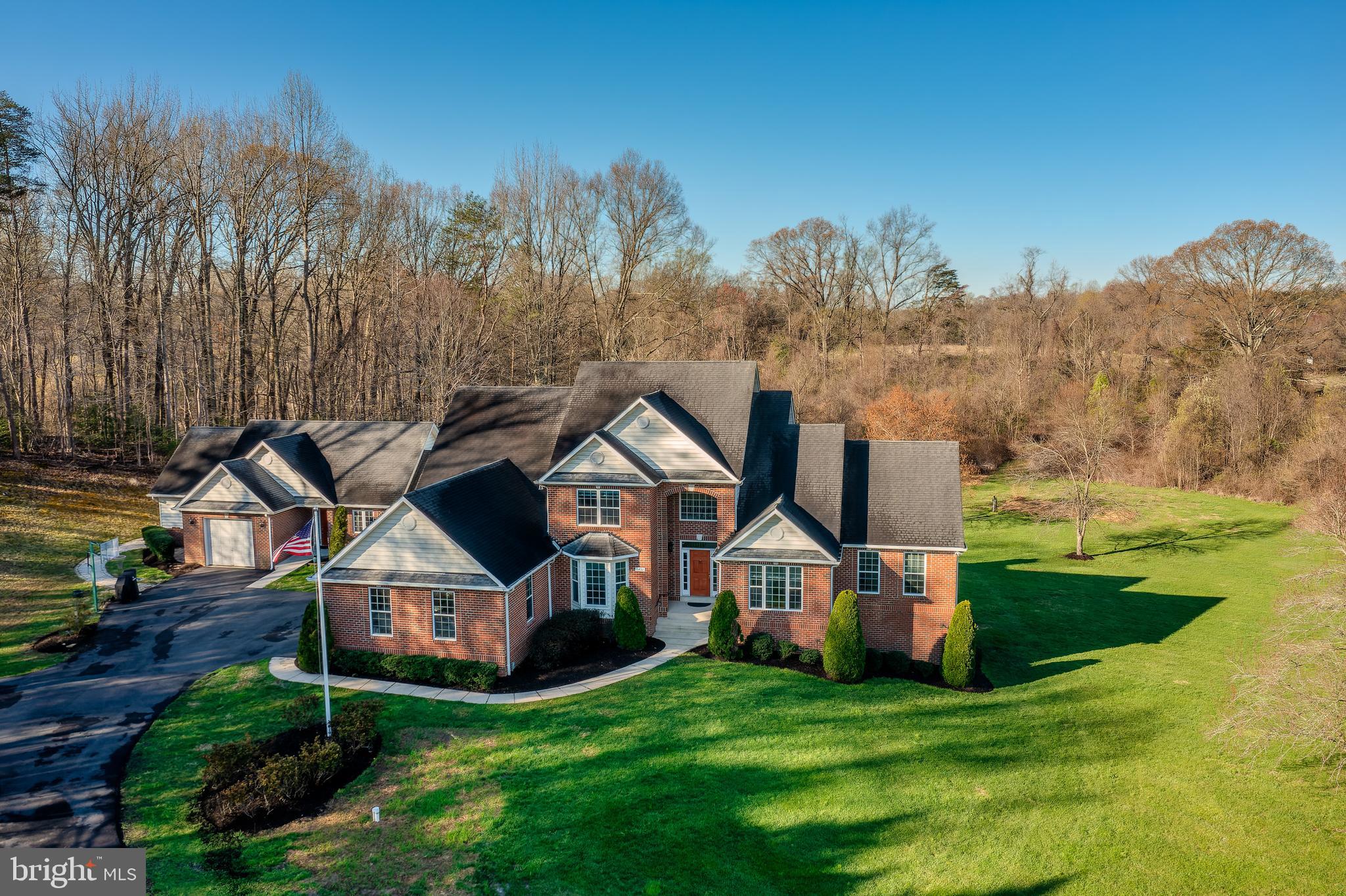 VELMEADE - Residential