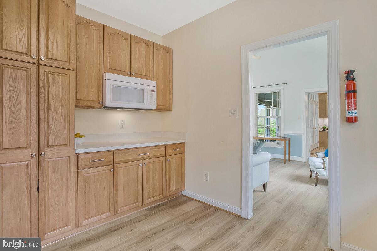 VELMEADE - Residential