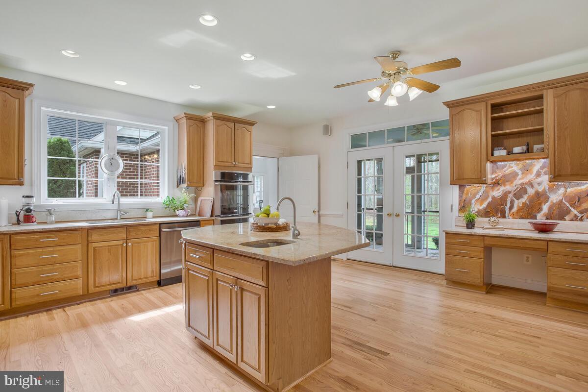 VELMEADE - Residential