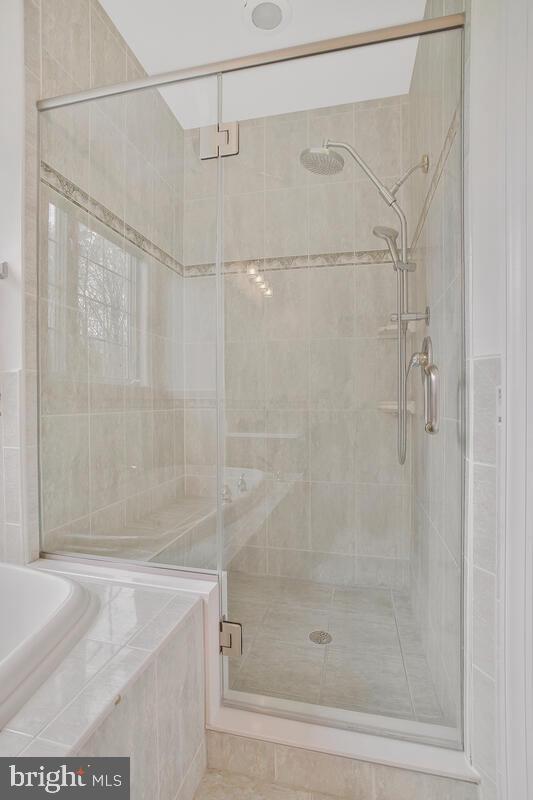 VELMEADE - Residential