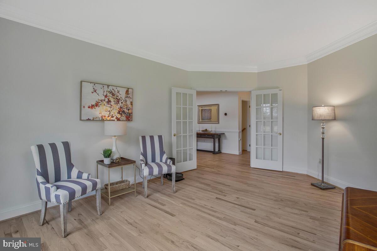 VELMEADE - Residential