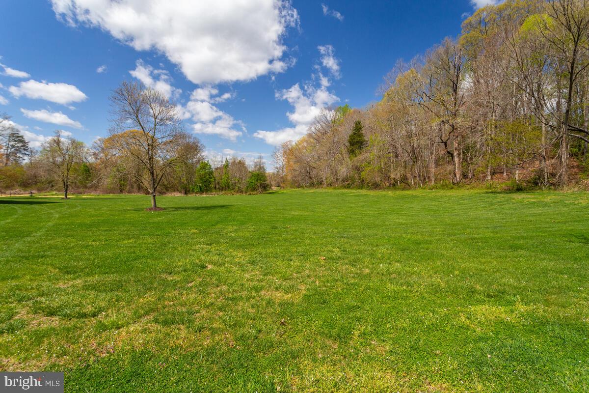 VELMEADE - Residential