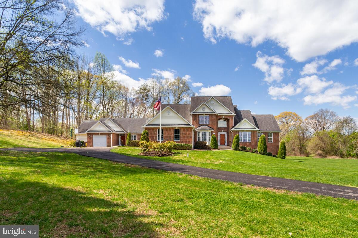 VELMEADE - Residential