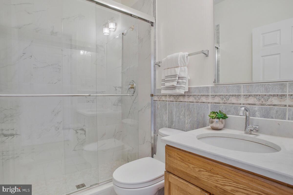 VELMEADE - Residential