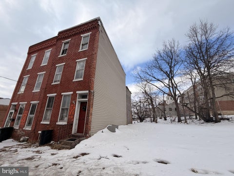 Townhouse For Sale - 428 Kelker St St<br/> HARRISBURG, PA 17102