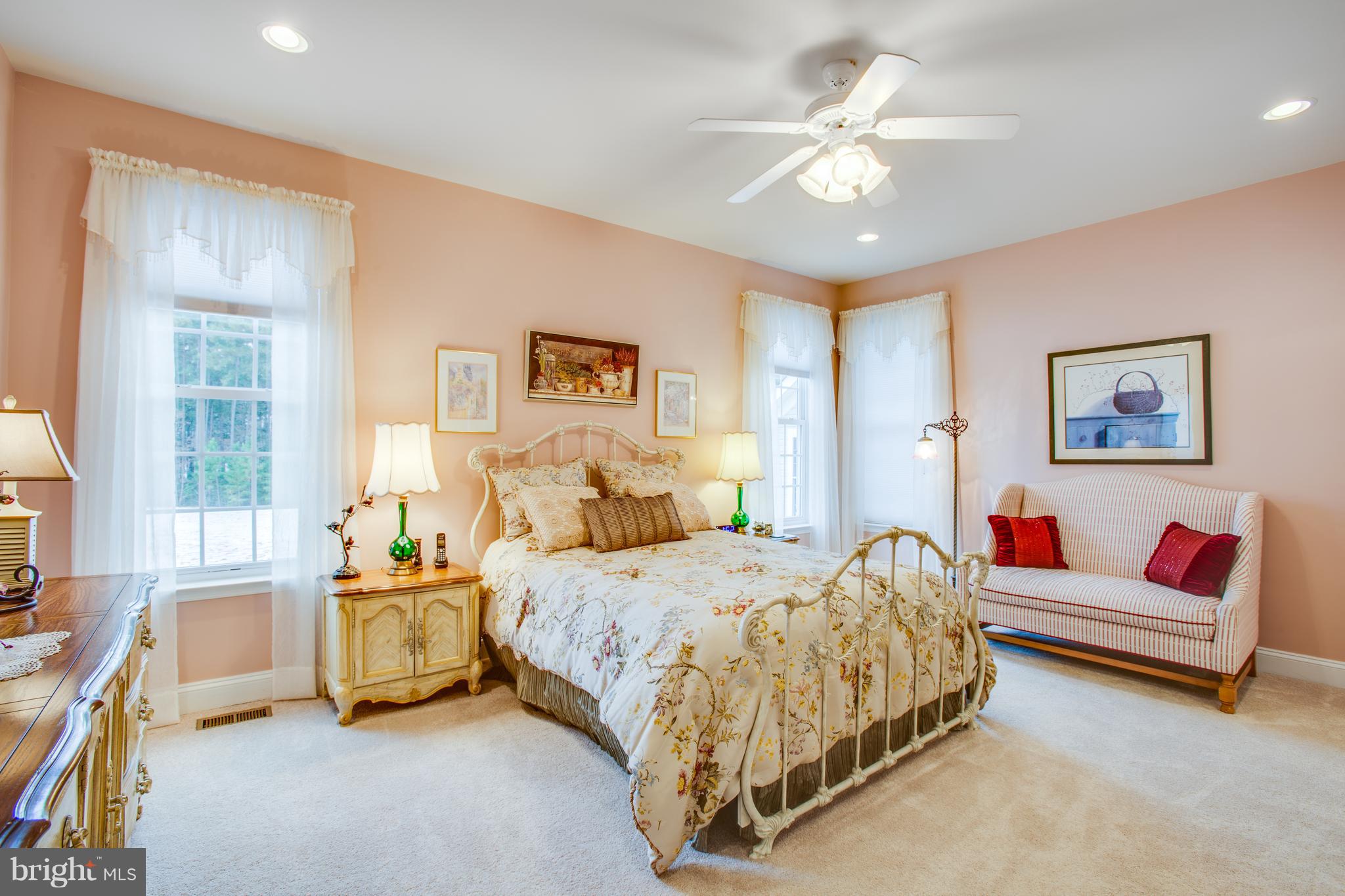 VIRGINIA HERITAGE AT LEE'S PARK - Residential