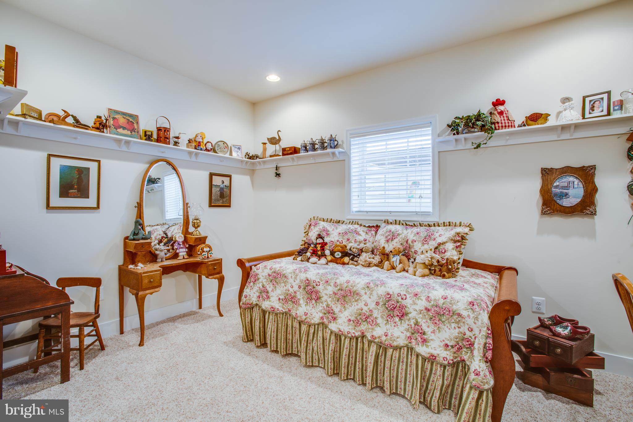 VIRGINIA HERITAGE AT LEE'S PARK - Residential